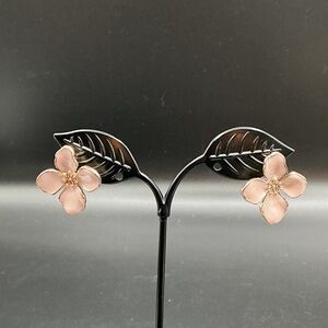 Loft Pink Flower Earrings